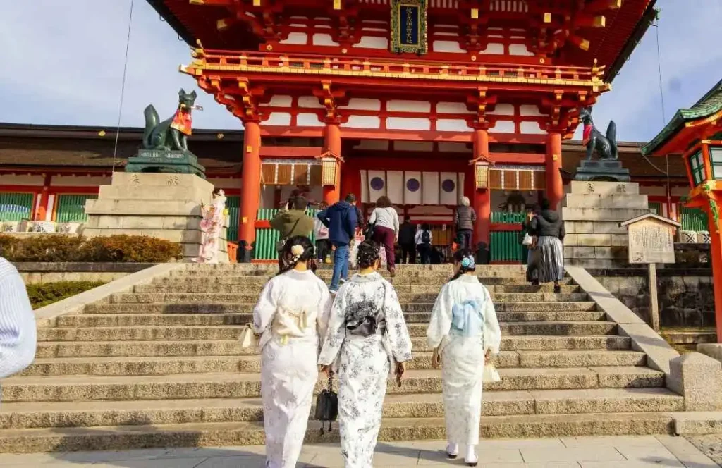 solo travel for women japan